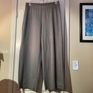 NWOT Simply Vera Pull-on casual pants. Size L